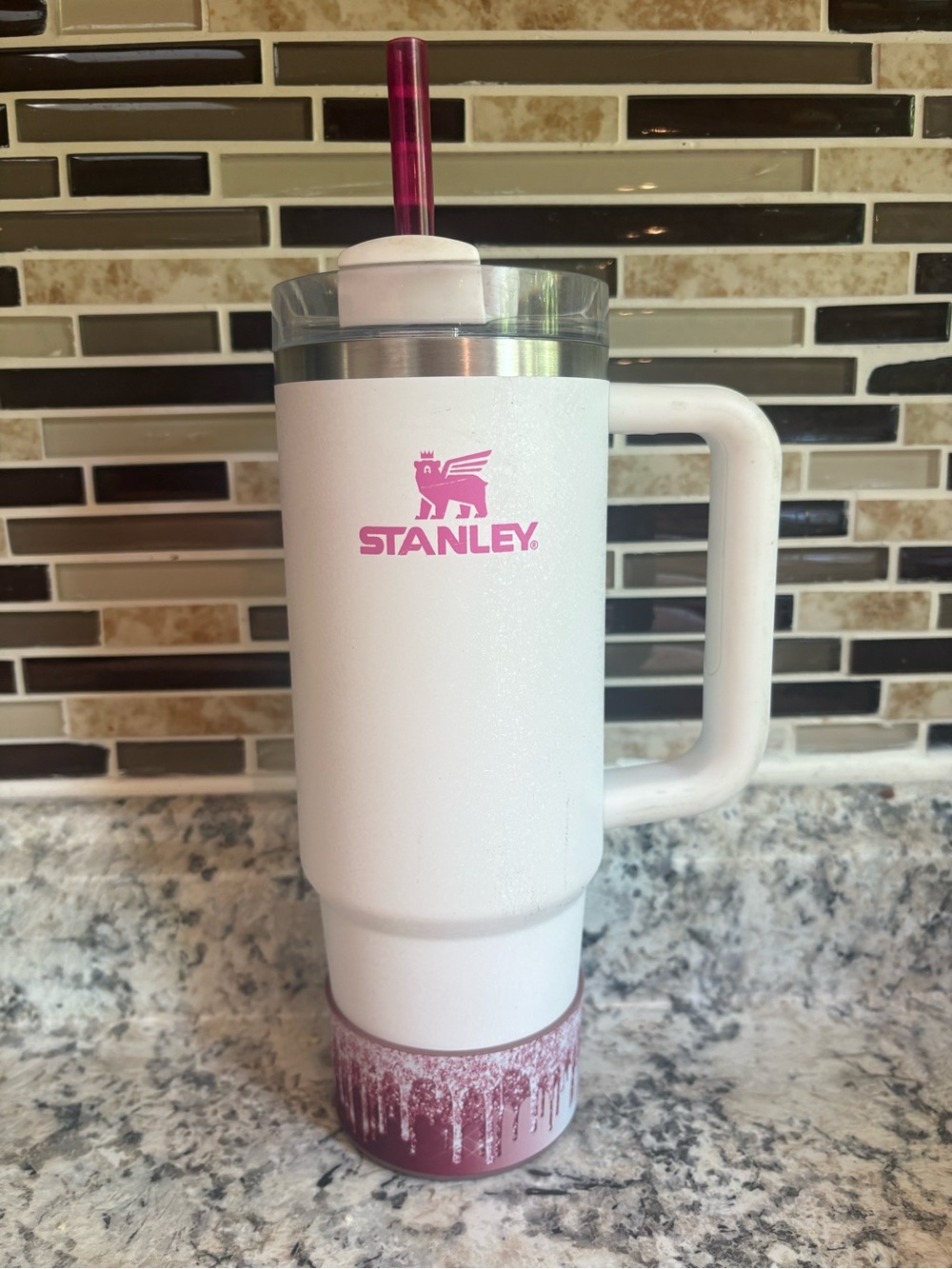 Stanley White Crush with Pink Straw & Boot
